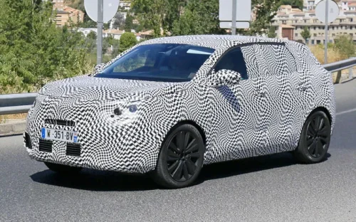 Erlkönig: Kommt Peugeot mit dem SUV Peugeot 3008 in einen neunen Markt?
