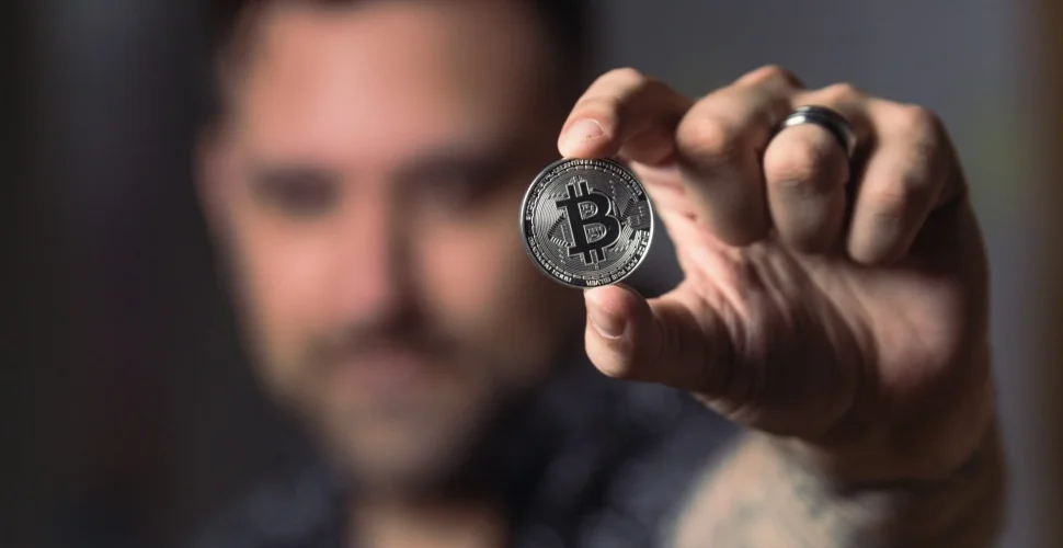 Tesla will Bitcoin als Zahlungsmittel für seine Modelle akzeptieren