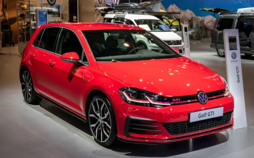 VW GOLF GTI PERFORMANCE