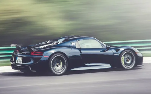 Der Porsche 918 Spyder - ein Supersportwagen mit 887 PS