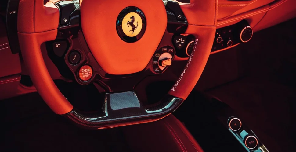 Ferrari SF90 Spider und Ferrari Omologata